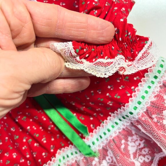 Vintage Bryan Size 12M Frilly Red Dress Lace Green Trim - Picture 8 of 11